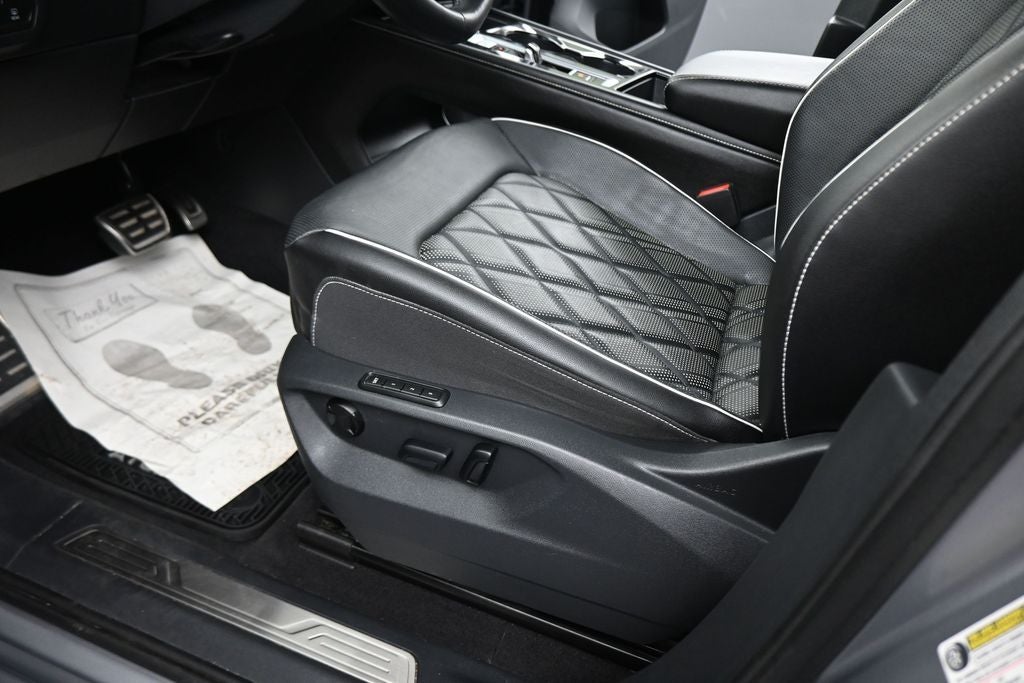 2024 Volkswagen Atlas 2.0T SEL Premium R-Line