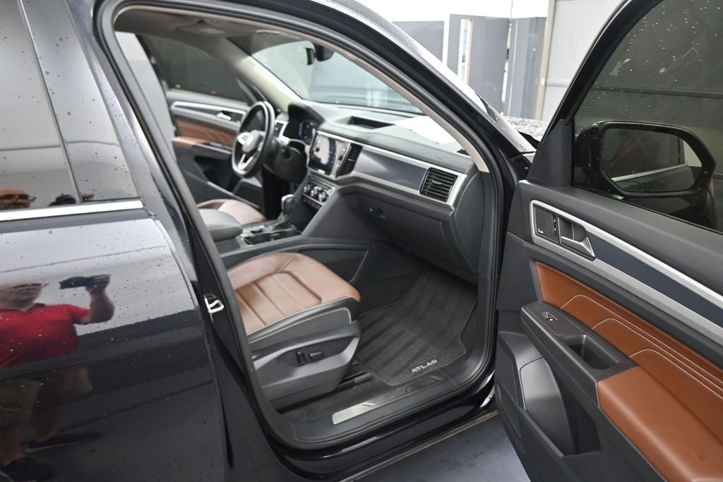 2022 Volkswagen Atlas 3.6L V6 SEL Premium R-Line