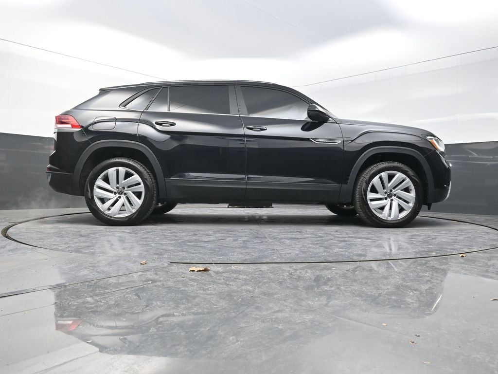 2023 Volkswagen Atlas Cross Sport 2.0T SE w/Technology