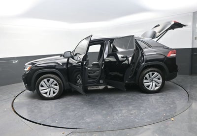 2023 Volkswagen Atlas Cross Sport 2.0T SE w/Technology