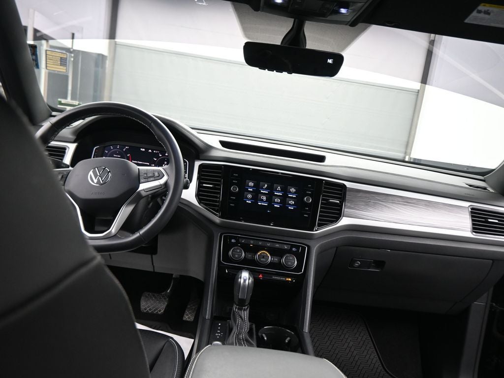 2023 Volkswagen Atlas Cross Sport 2.0T SE w/Technology