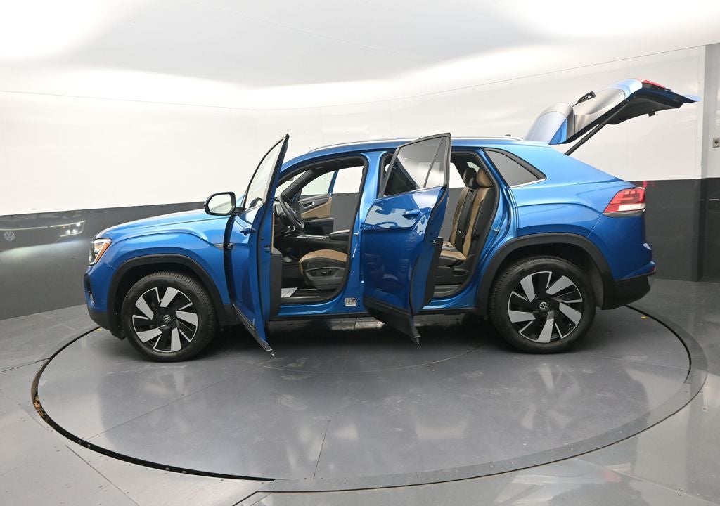 2024 Volkswagen Atlas Cross Sport 2.0T SE w/Technology