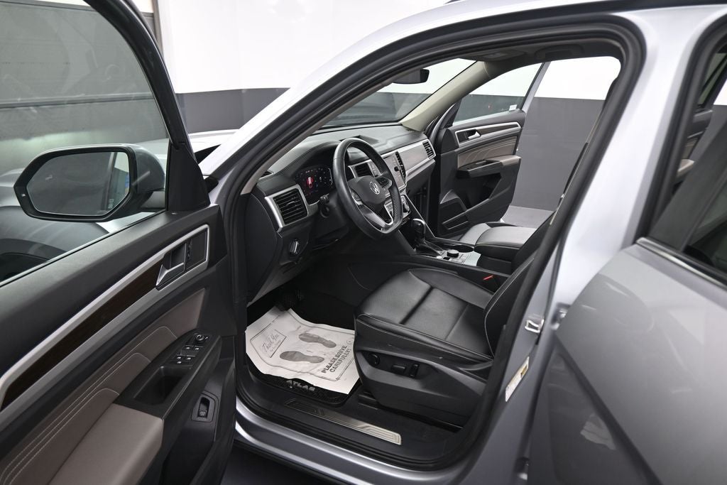 2023 Volkswagen Atlas 2.0T SE w/Technology