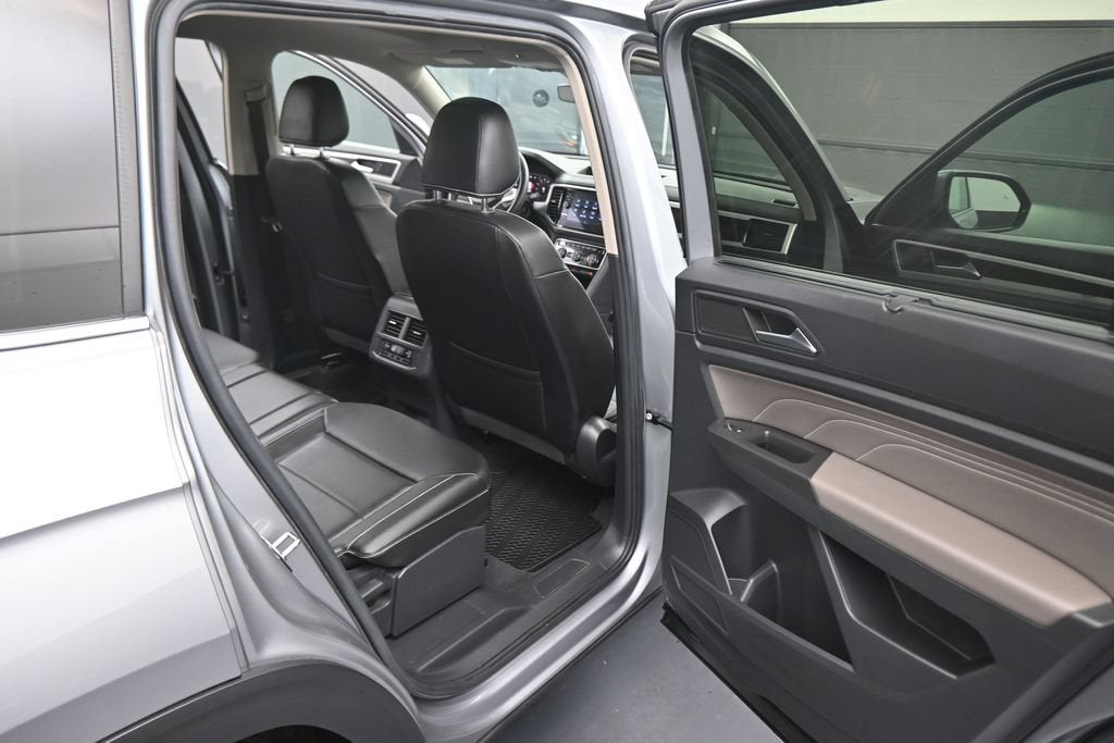 2023 Volkswagen Atlas 2.0T SE w/Technology