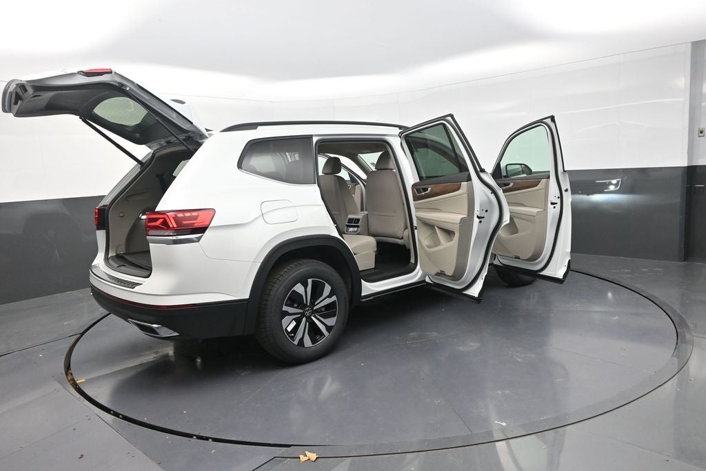 2026 Volkswagen Atlas 2.0T SE