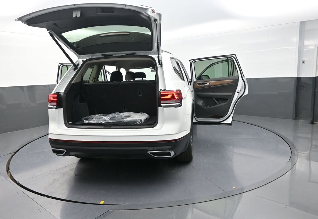 2026 Volkswagen Atlas 2.0T SE