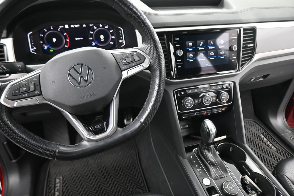 2023 Volkswagen Atlas Cross Sport 3.6L V6 SEL R-Line