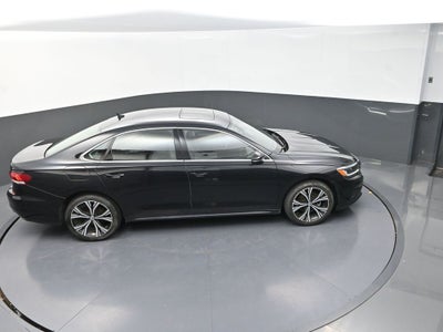 2022 Volkswagen Passat 2.0T SE