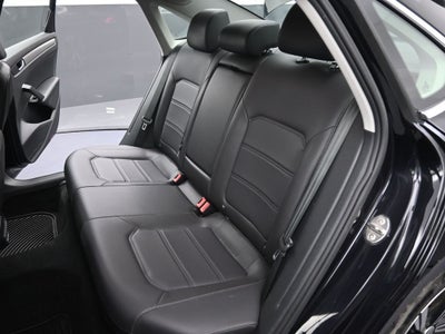 2022 Volkswagen Passat 2.0T SE