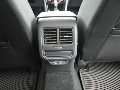 2022 Volkswagen Passat 2.0T SE