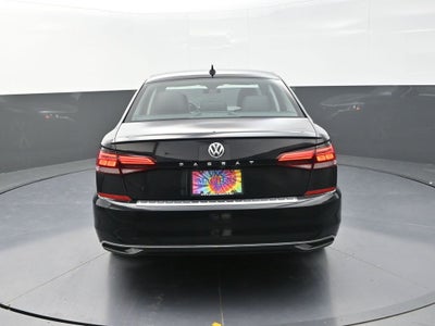 2022 Volkswagen Passat 2.0T SE