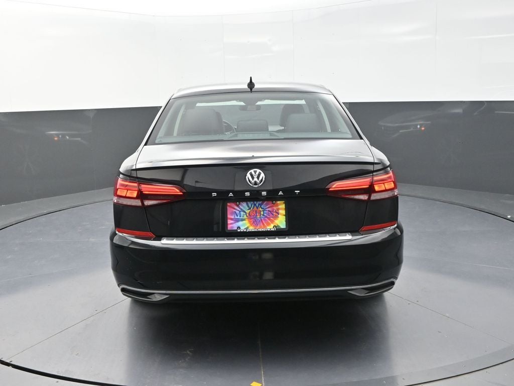 2022 Volkswagen Passat 2.0T SE