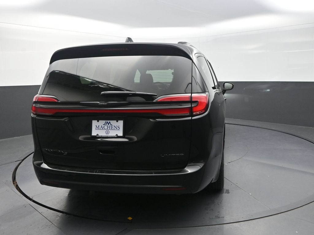 2025 Chrysler Pacifica Limited