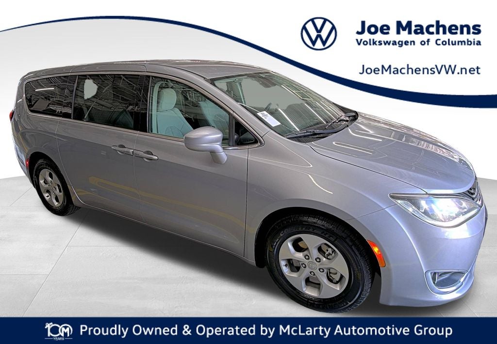 2018 Chrysler Pacifica Hybrid Touring Plus