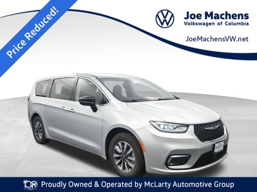 2024 Chrysler Pacifica Hybrid Select