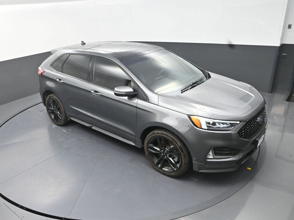 2022 Ford Edge ST