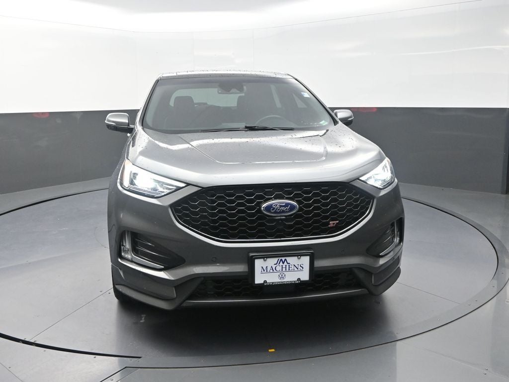 2022 Ford Edge ST
