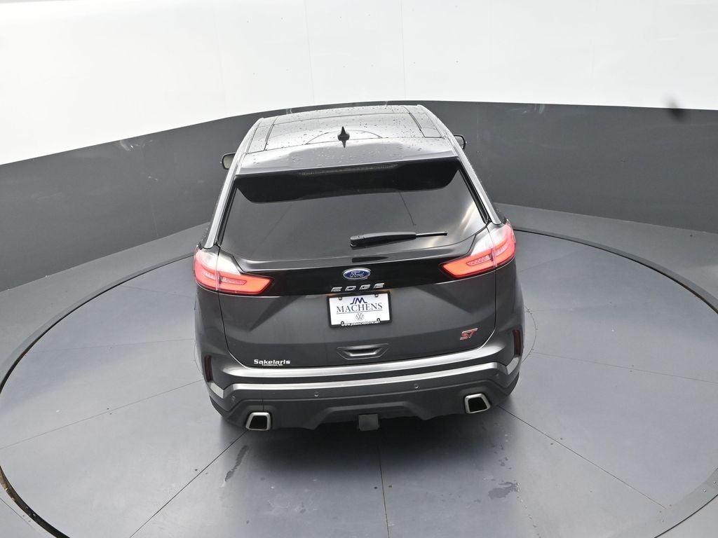 2022 Ford Edge ST
