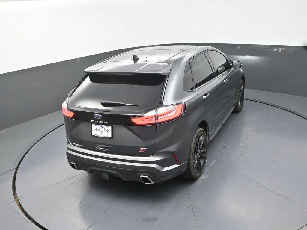 2022 Ford Edge ST