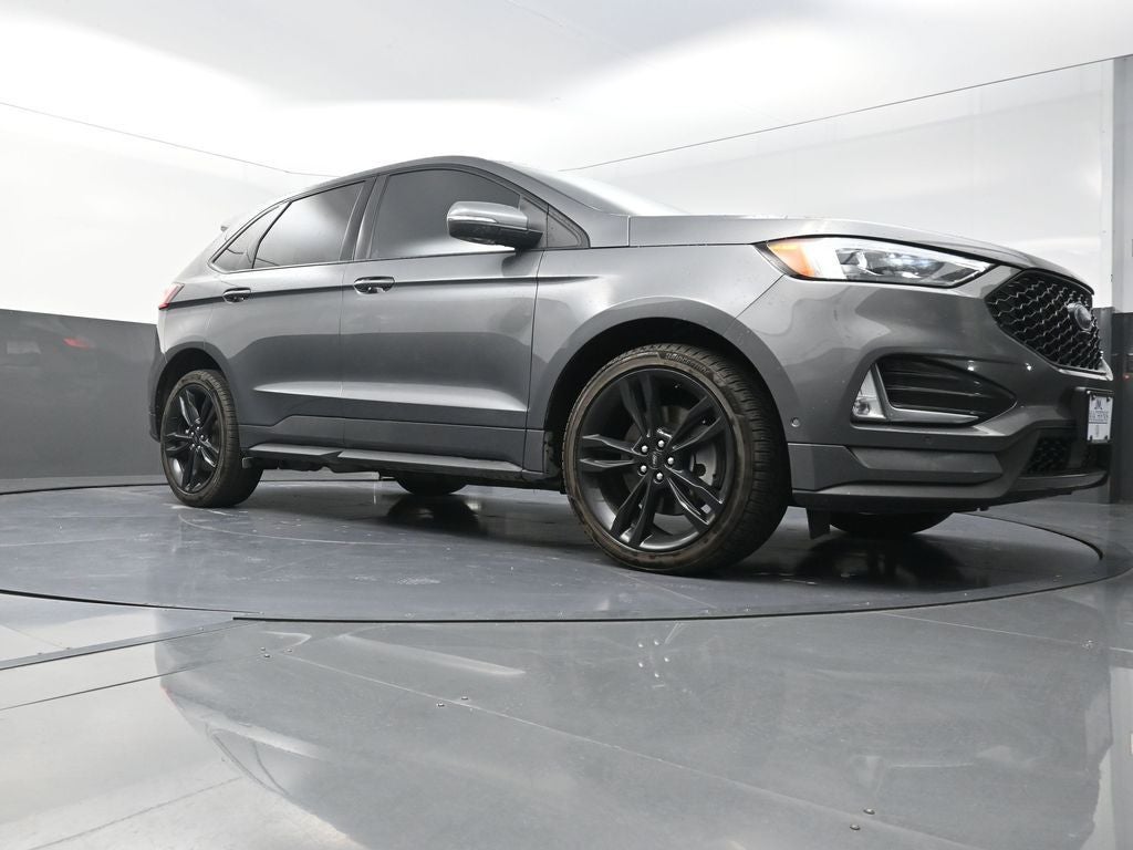 2022 Ford Edge ST