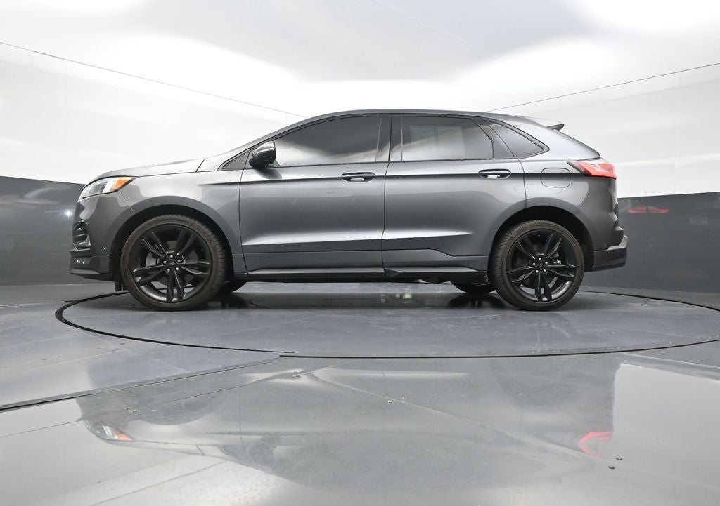 2022 Ford Edge ST