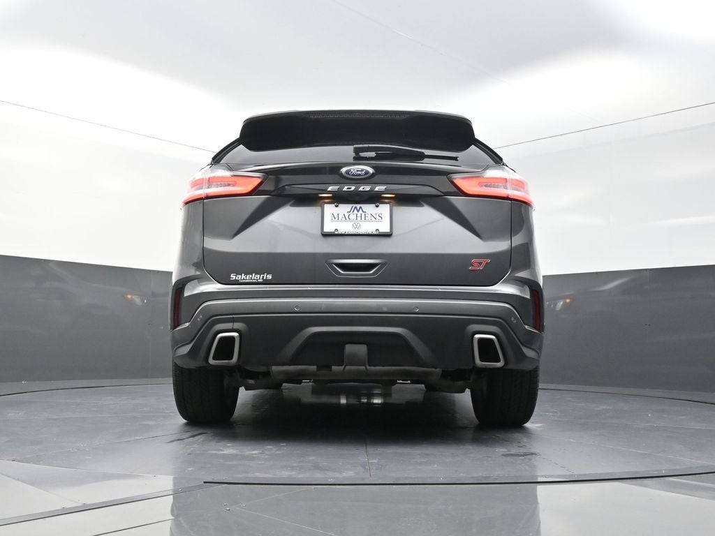 2022 Ford Edge ST