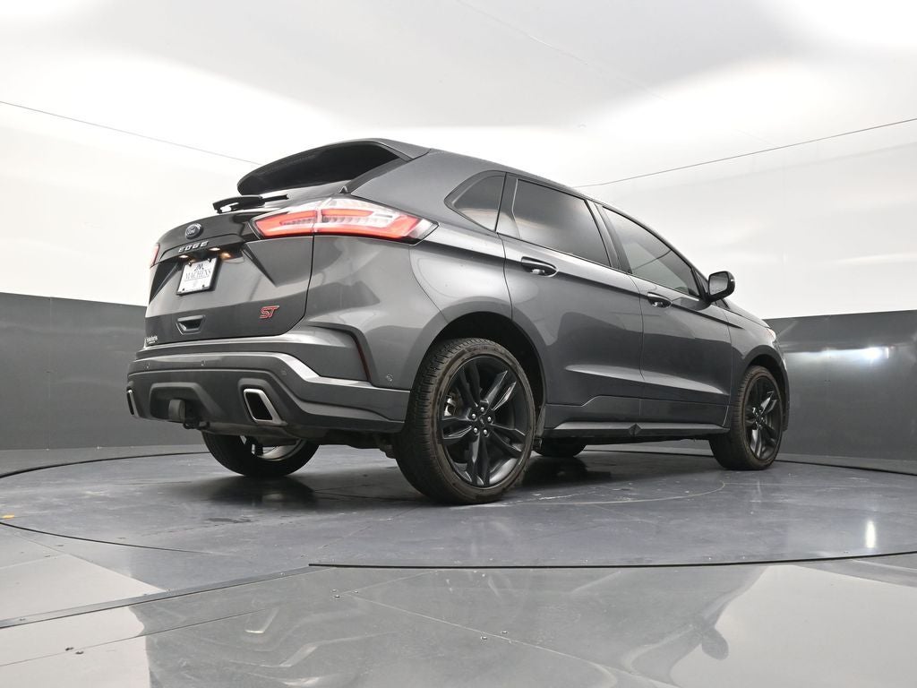 2022 Ford Edge ST