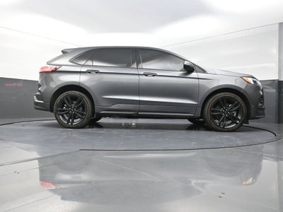2022 Ford Edge ST
