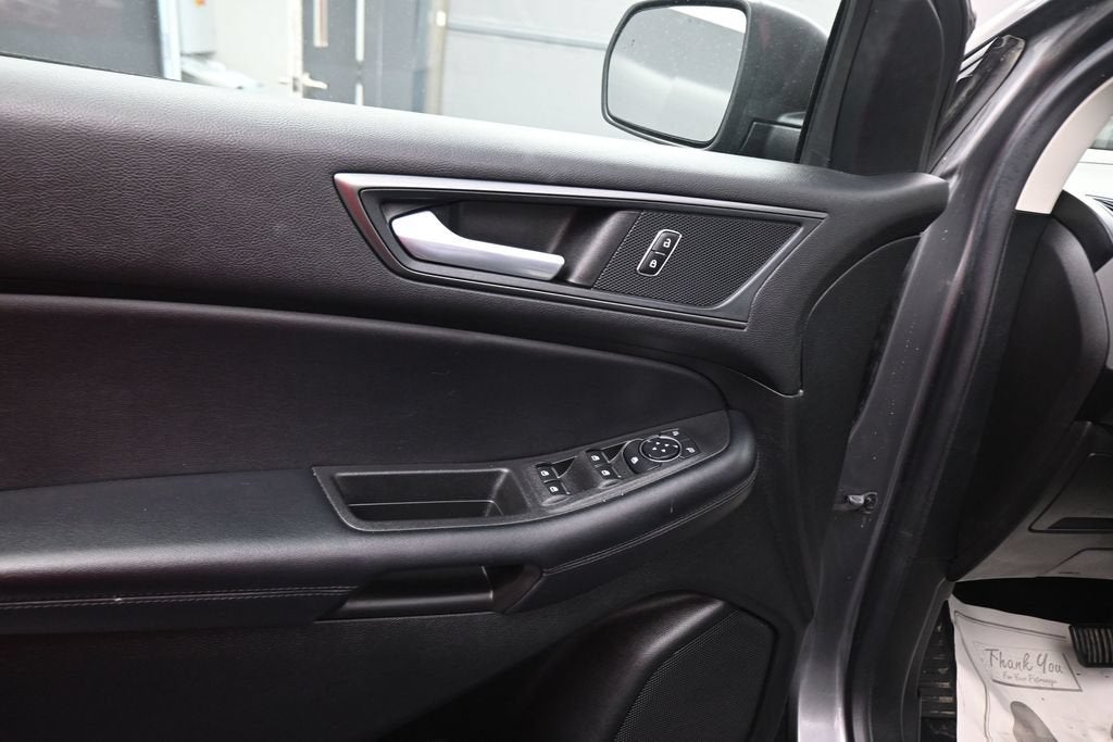 2023 Ford Edge SE