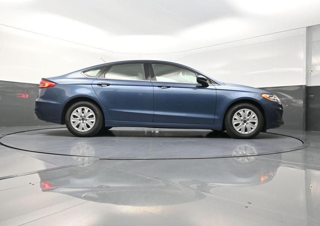 2019 Ford Fusion S