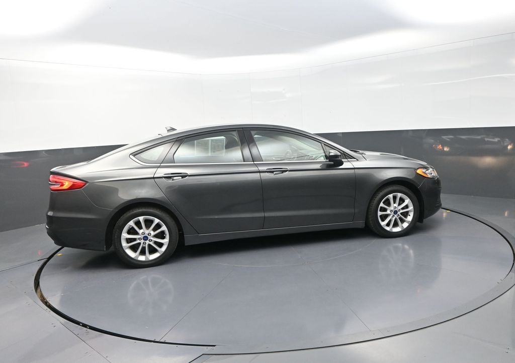 2020 Ford Fusion Hybrid SE