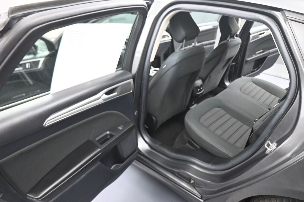2020 Ford Fusion Hybrid SE