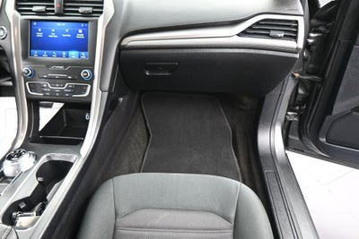 2020 Ford Fusion Hybrid SE