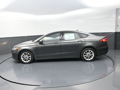 2020 Ford Fusion Hybrid SE
