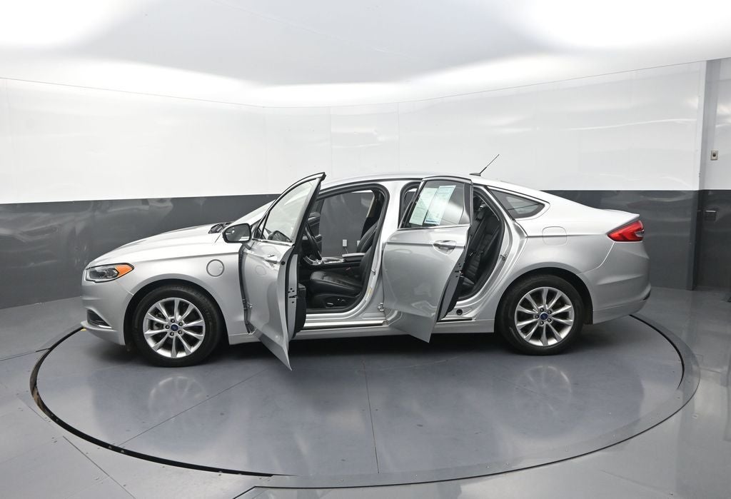 2018 Ford Fusion Energi SE Luxury