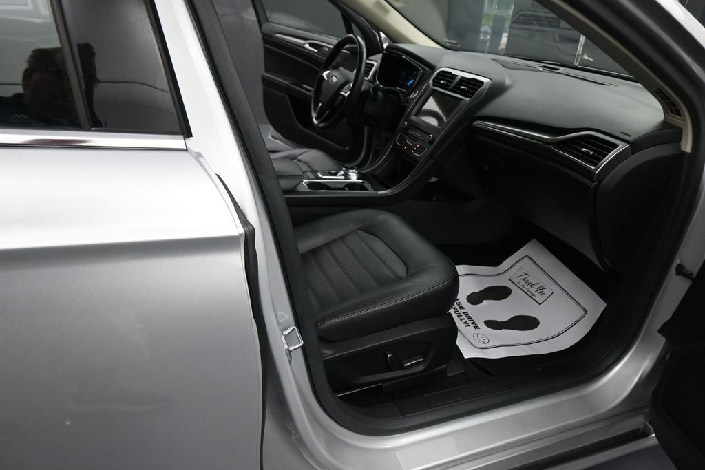 2018 Ford Fusion Energi SE Luxury