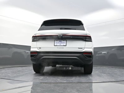 2026 Volkswagen Taos 1.5T SE Black