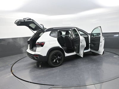 2026 Volkswagen Taos 1.5T SE Black