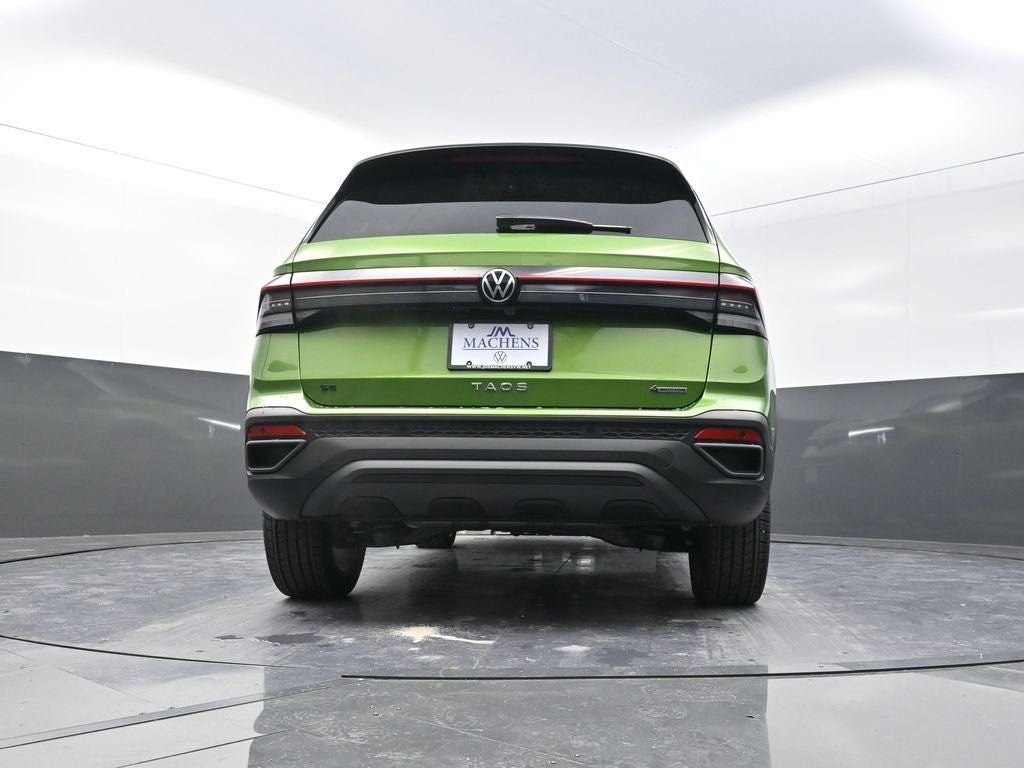 2026 Volkswagen Taos 1.5T SE Black