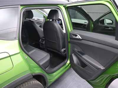 2026 Volkswagen Taos 1.5T SE Black