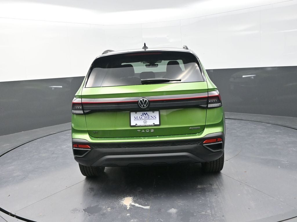 2026 Volkswagen Taos 1.5T SE Black