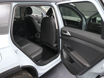 2026 Volkswagen Taos 1.5T SE Black