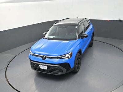 2026 Volkswagen Taos 1.5T SE Black
