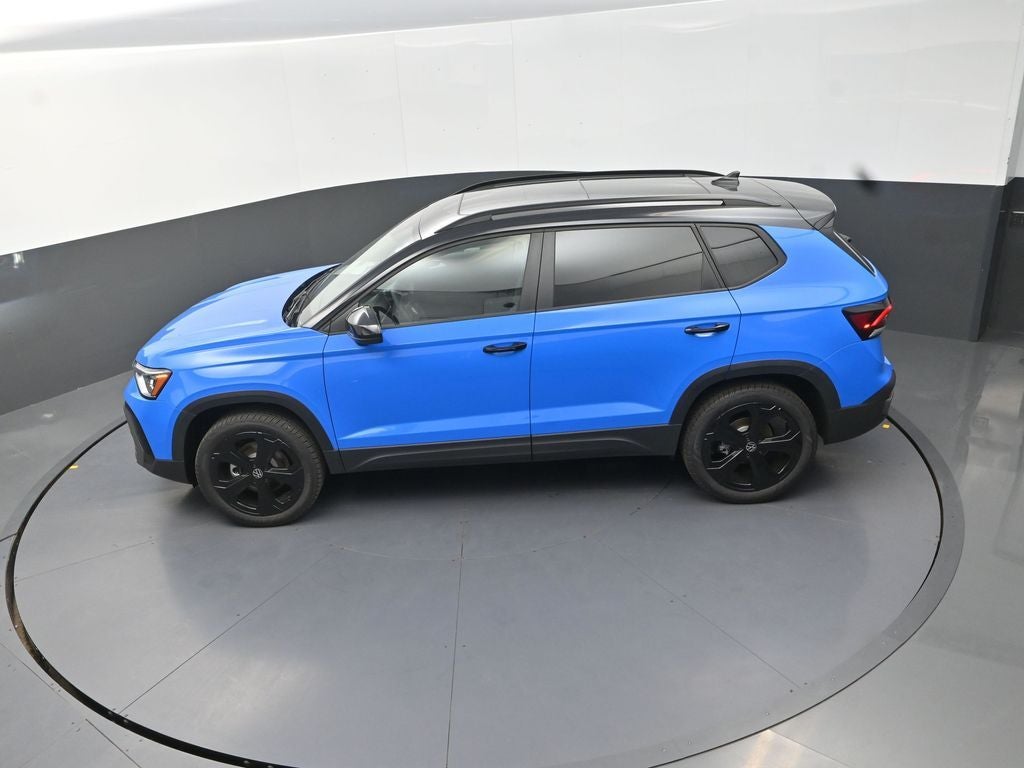 2026 Volkswagen Taos 1.5T SE Black