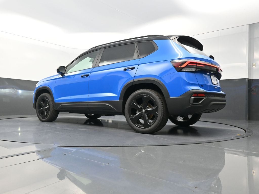 2026 Volkswagen Taos 1.5T SE Black