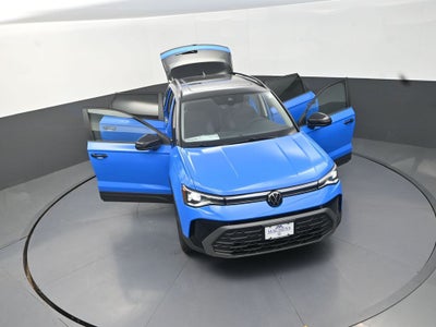2026 Volkswagen Taos 1.5T SE Black