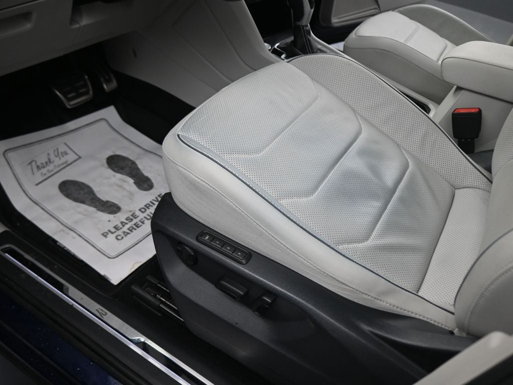 2023 Volkswagen Tiguan 2.0T SEL R-Line