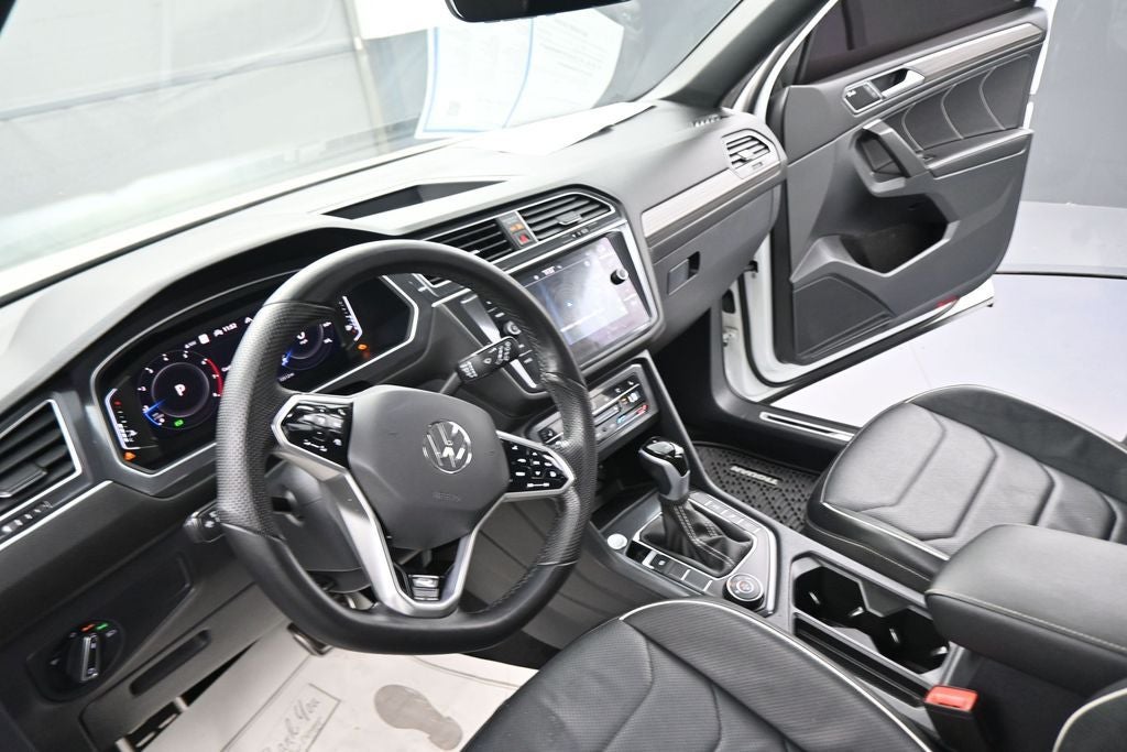 2024 Volkswagen Tiguan 2.0T SEL R-Line
