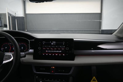 2026 Volkswagen Taos 1.5T SEL