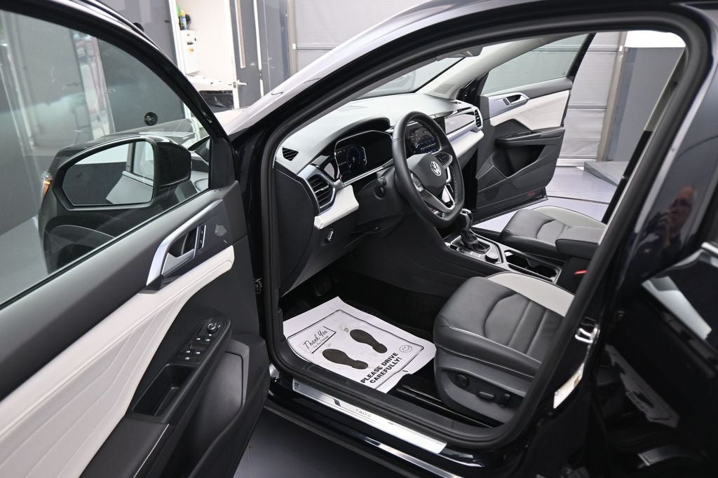 2025 Volkswagen Taos 1.5T SEL